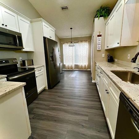 Tampa Getaway Pool House Villa ภายนอก รูปภาพ