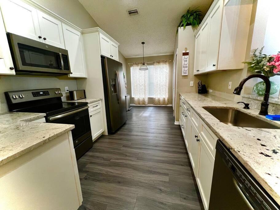 Tampa Getaway Pool House Villa ภายนอก รูปภาพ